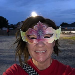 Meet your Posher, Amy